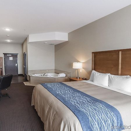 Comfort Inn & Suites Bonnyville Εξωτερικό φωτογραφία