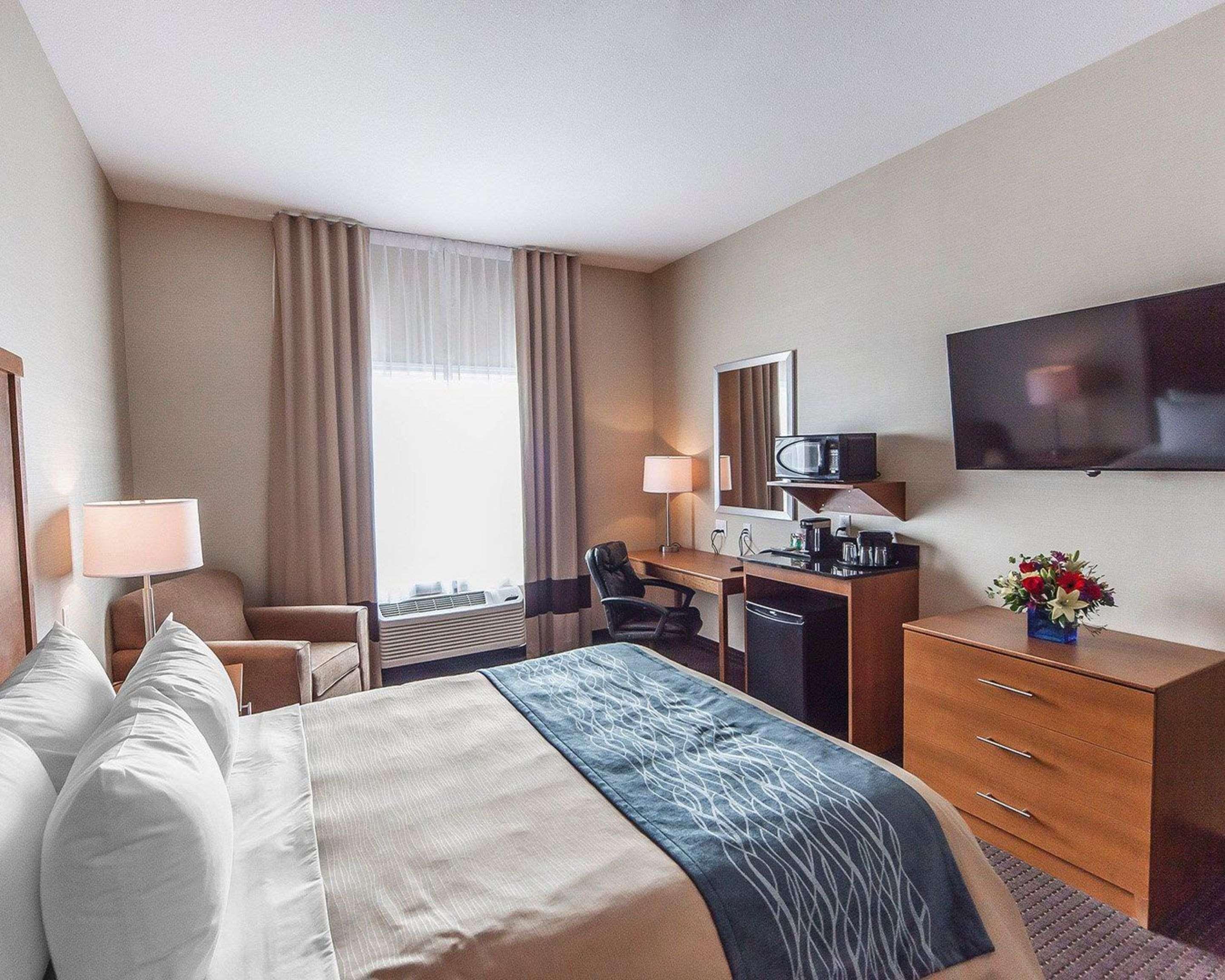 Comfort Inn & Suites Bonnyville Εξωτερικό φωτογραφία