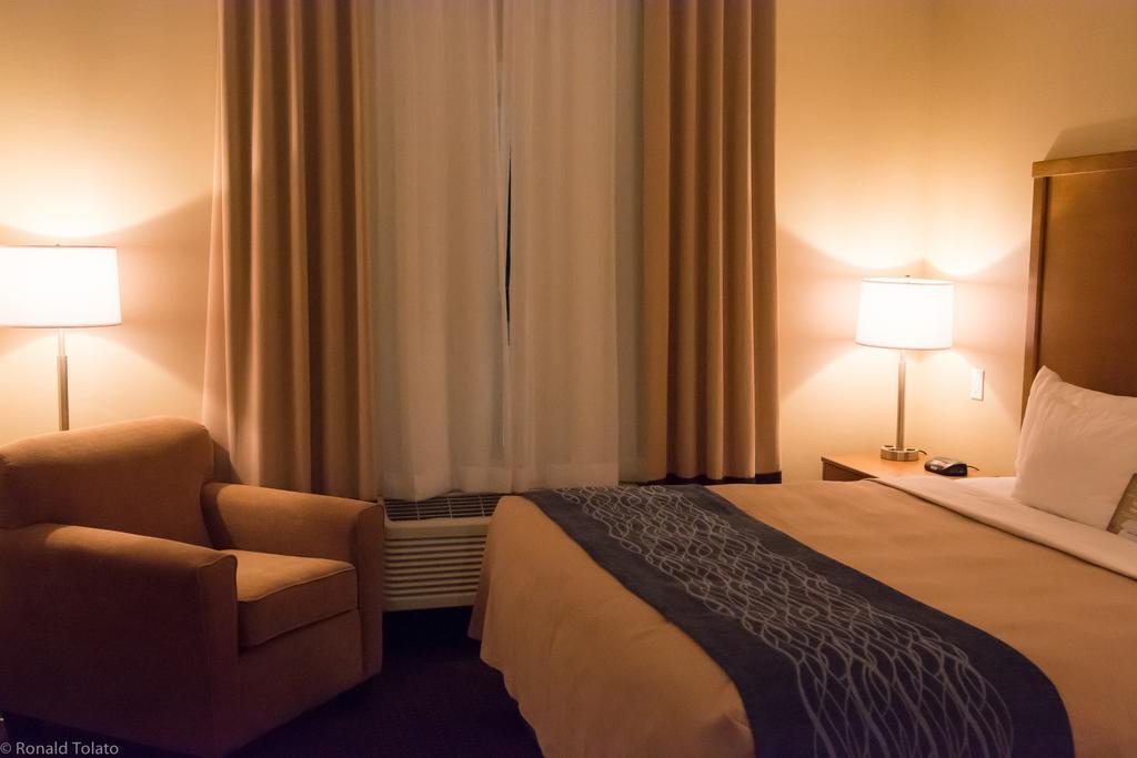 Comfort Inn & Suites Bonnyville Εξωτερικό φωτογραφία