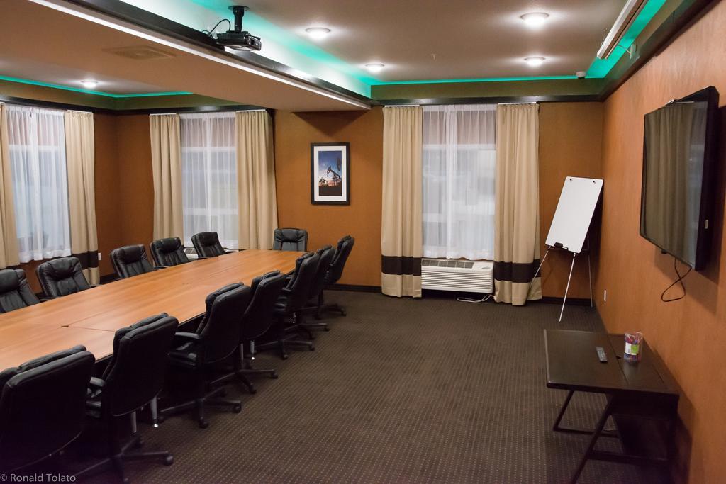 Comfort Inn & Suites Bonnyville Εξωτερικό φωτογραφία