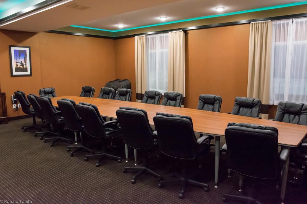 Comfort Inn & Suites Bonnyville Εξωτερικό φωτογραφία