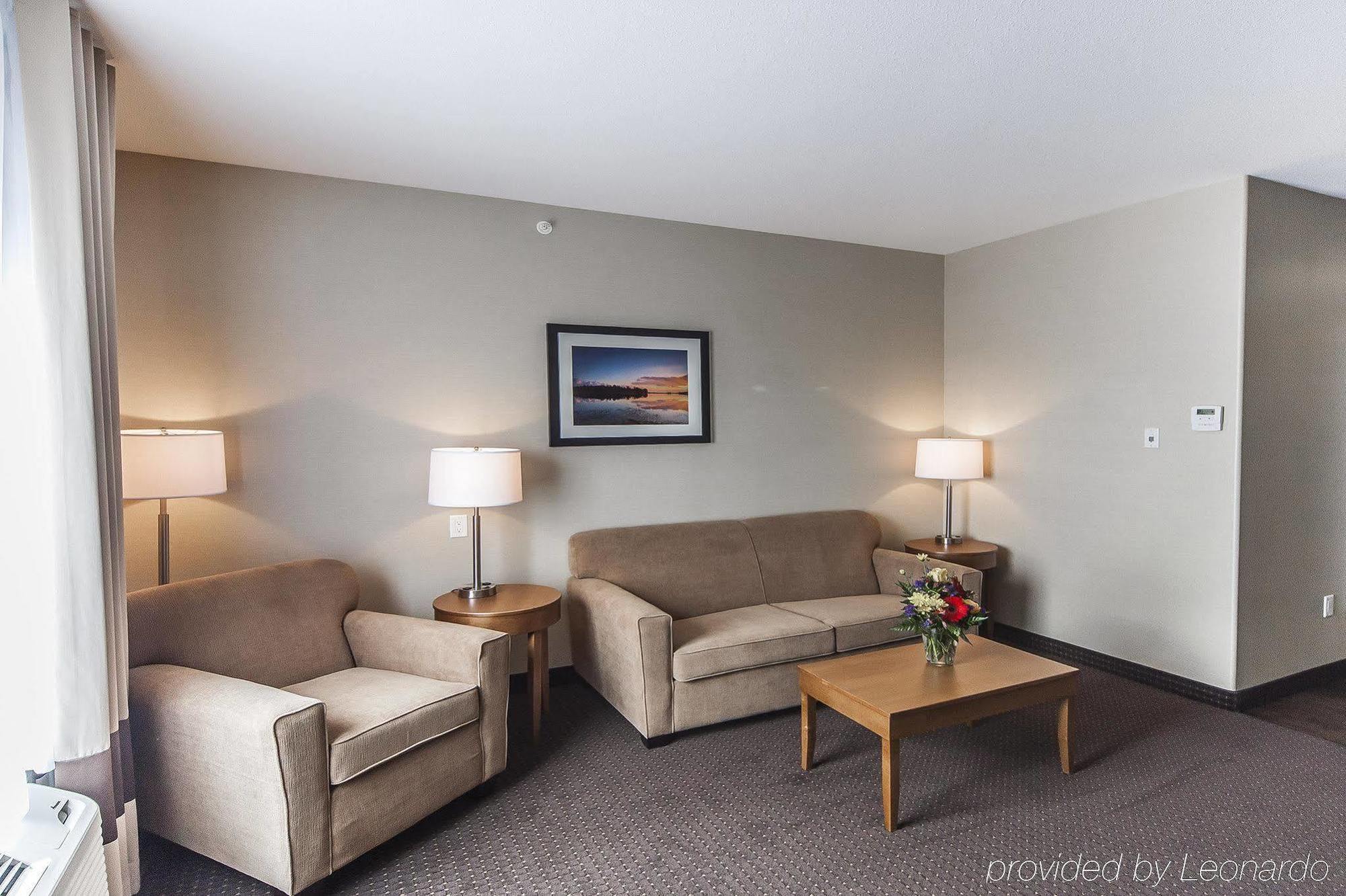Comfort Inn & Suites Bonnyville Εξωτερικό φωτογραφία